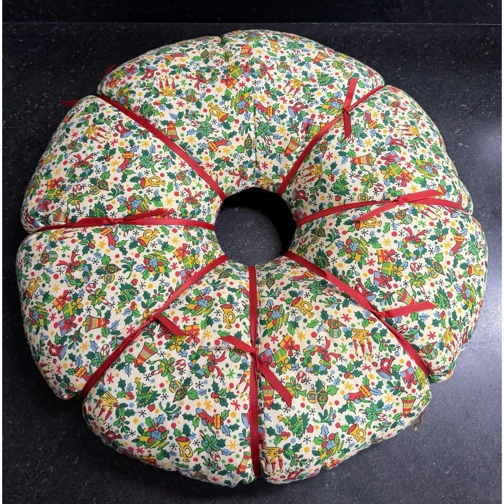 Vtg Handmade Christmas Needlepoint Pillow 18